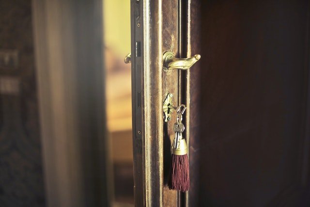 House Lockout: Is it Stressful Situation or you can Cope it easily?
